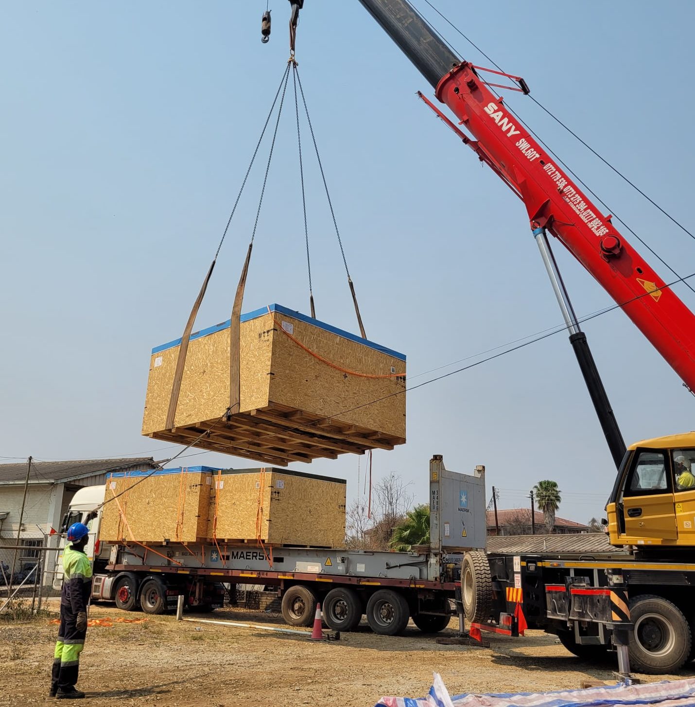 4.03.03_Hydro Power Plant Loading Crates
