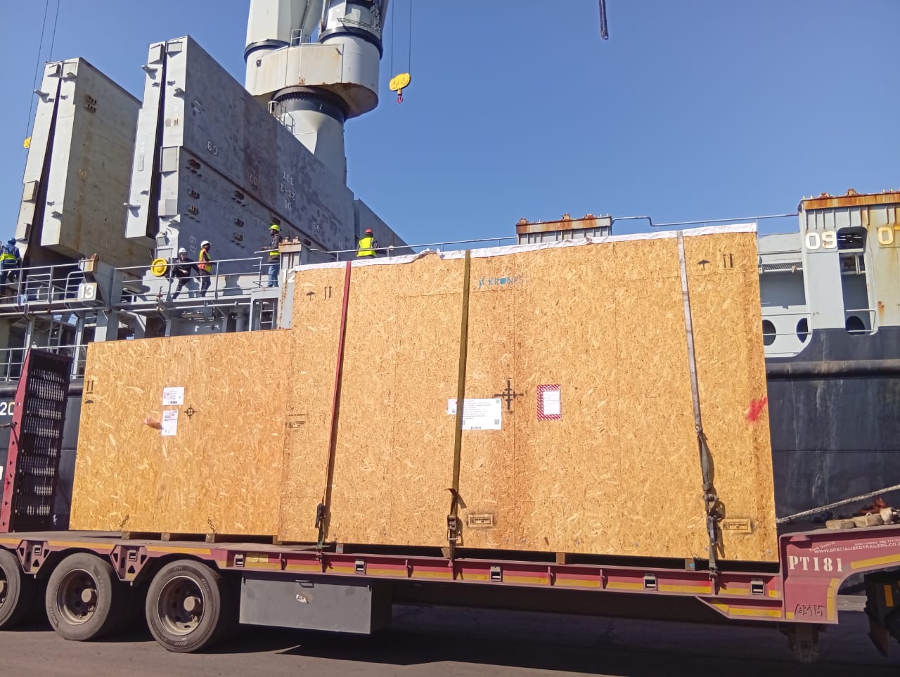5.02.01_Crate on truck
