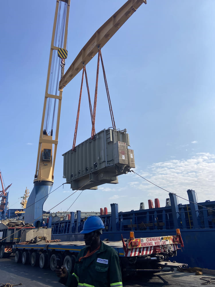 6.03.02_Container Lifting